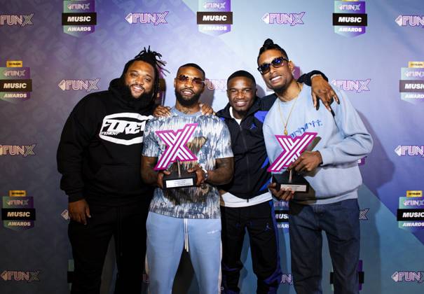AMSTERDAM - Broederliefde wins Best DJ 2023 and Best Album 2023 during the presentation of the tenth edition of the FunX Music Awards. ANP RAMON VAN FLYMEN netherlands out - belgium out  Copyright: xx x470192184x originalFilename: 470192184.jpg