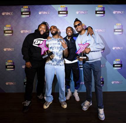 AMSTERDAM - Broederliefde wins Best DJ 2023 and Best Album 2023 during the presentation of the tenth edition of the FunX Music Awards. ANP RAMON VAN FLYMEN netherlands out - belgium out  Copyright: xx x470192199x originalFilename: 470192199.jpg
