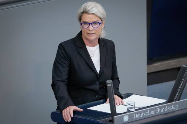 107 Bundestag session and debate Simone Borchardt of the party CDU CSU in portrait during her speech on the debate Pflegeunterstuetzungs und entlastungsgesetz at the 107 session of the German Bundestag in Berlin, 26 05 2023 Berlin Germany