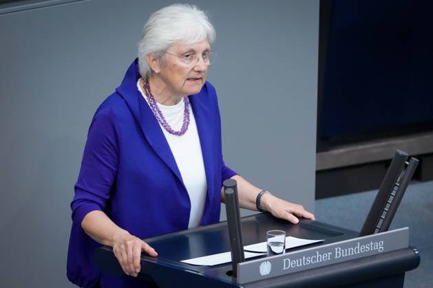 107 Bundestag session and debate Heike Baehrens of the party SPD in portrait during her speech on the debate Pflegeunterstuetzungs und entlastungsgesetz at the 107 session of the German Bundestag in Berlin, 26 05 2023 Berlin Berlin Germany