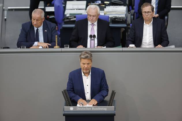 Robert Habeck in the 107 session of the German Bundestag in the Reichstag building Berlin, 26 05 2023 Foto:xJ.xMWx xFuturexImage