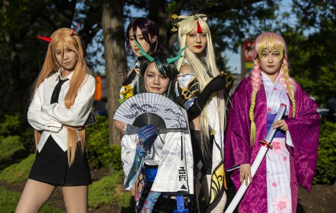 News Bilder des Tages TORONTO, CANADA - MAY 26: People dressed in costumes attend the Anime North at Toronto Congress Centre on May 26, 2023 in Toronto, Canada.  Copyright: xVCGx 111438532510