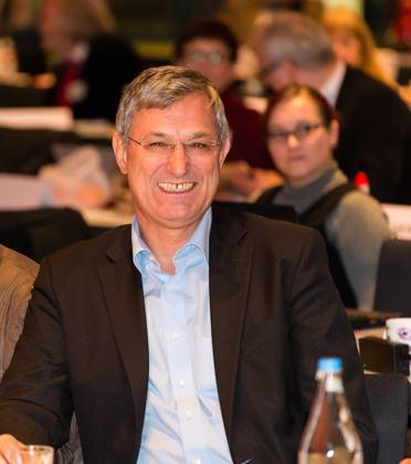 <p>Bernd Riexinger ist am Samstag, 08.12.13, in Herne Gast beim Landesparteitag der Linken. Im Herner Kulturzentrum fand der Landesparteitag der NRW-Linken statt. Deutschland NRW Herne Copyright: RainerxRaffalski