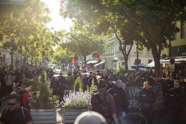 Riots at solidarity demonstration for Lina E , After the verdict with a long prison sentence in Dresden, against the left-wing extremist Lina E ,there were numerous solidarity demonstrations, where hundreds of people took to the streets against the conviction At a solidarity demonstration in