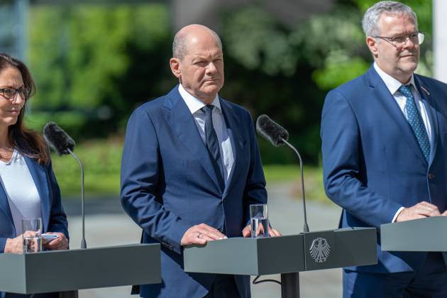 Chancellor Olaf Scholz Meeting of the Alliance for Transformation at the Federal Chancellery with Chancellor Olaf Scholz, Yasmin Fahimi, Chairwoman, German Trade Union Federation (DGB), Jörg Dittrich, President of the German Nature Conservation Ring, Kai Niebert, President of the German Energy and Water Industries Association, Marie Luise Wolff Berlin Berlin GER