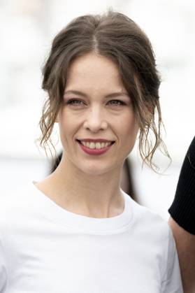 Cannes - Un Certain Regard Photocall Paula Beer attends the photocall for the Un Certain Regard jury at the 76th annual Cannes film festival at Palais des Festivals on May 17, 2023 in Cannes, France. Photo by David Niviere ABACAPRESS.COM CANNES France Copyright: xNivierexDavid ABACAPRESS.COMx 853245_038 NivierexDavid ABACAPRESS.COMx 853245_038