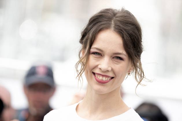 Cannes - Un Certain Regard Photocall Paula Beer attends the photocall for the Un Certain Regard jury at the 76th annual Cannes film festival at Palais des Festivals on May 17, 2023 in Cannes, France. Photo by David Niviere ABACAPRESS.COM CANNES France Copyright: xNivierexDavid ABACAPRESS.COMx 853245_046 NivierexDavid ABACAPRESS.COMx 853245_046