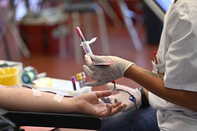 Press date for the World Blood Donor Day in the school center Pesch symbol photo, theme photo Cologne, 05 06 2023 Foto:xD.xAnoraganingrumx xFuturexImage