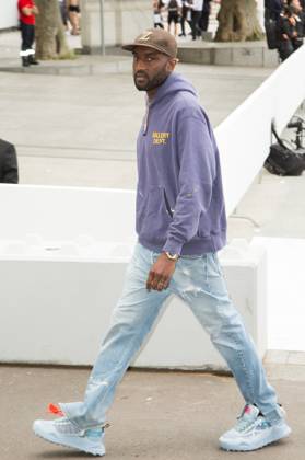 PFW - Arrivals at Dior fashion Show during Menswear NB Virgil Abloh arrives at Dior fashion Show during Menswear Spring Summer 2020 on June 21, 2019 in Paris, France. Photo by Nasser Berzane ABACAPRESS.COM Paris France  Copyright: xBerzanexNasser ABACAx 688749_083 BerzanexNasser ABACAx 688749_083