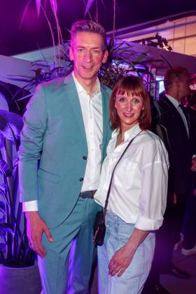 Party Bertelsmann Steffen Hallaschka with wife Anne Katrin Hallaschka at the Bertelsmann Party 2023 in the Bertelsmann capital representative office on 15 06 2023 in Berlin Copyright: xEventpressxKochanx