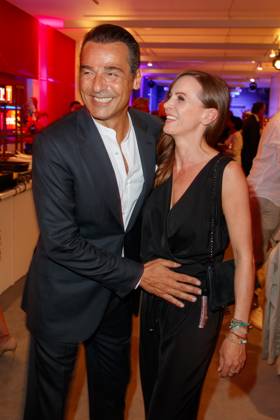 Party Bertelsmann Erol Sander with girlfriend Rebecca Oehlmann at the Bertelsmann Party 2023 at the Bertelsmann headquarters in Berlin on 15 06 2023 Copyright: xEventpressxKochanx