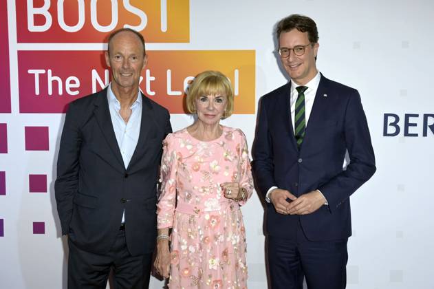Thomas Rabe, Liz Mohn and Hendrik Wüst at the Bertelsmann Party 2023 at the Bertelsmann Representative Office Unter den Linden Berlin, 15 06 2023 Foto:xF.xKernx xFuturexImage