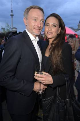 Christian Lindner with wife Franca Lehfeldt at the Bertelsmann Party 2023 at the Bertelsmann Representative Office Unter den Linden Berlin, 15 06 2023 Foto:xF.xKernx xFuturexImage