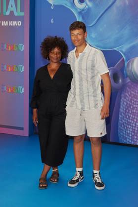 Denise M Baye with son Louis German premiere of ELEMENTAL in the cinema of the Kulturbrauerei in Berlin on 18 06 2023 German premiere ELEMENTAL