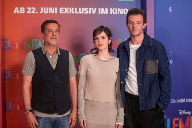 Cinema Premiere Elemental Roger Crotti, Emilia Schuele and Jannis Niewoehner at the German premiere of Elemental at the cinema in the Kulturbrauerei on 18 06 2023 in Berlin Copyright: xEventpressxKochanx