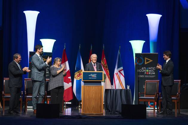 June 19, 2023, Antigonish, NS, Canada: Former prime minister Brian Mulroney receives a standing ovation before addressing the Atlantic Economic Forum at St. Francis Xavier University in Antigonish, N.S. on Monday, June 19, 2023. Antigonish Canada  - ZUMAc35_ 20230619_zaf_c35_078 Copyright: xDarrenxCalabresex