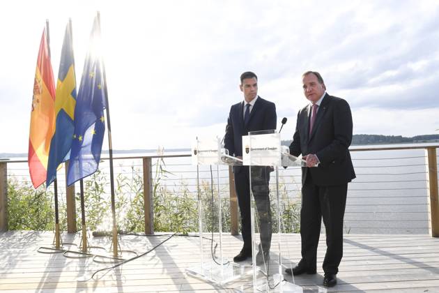 Spanish Prime Minister Pedro Sanchez and Swedish Prime Minister Stefan Lofven during a press meeting after their talks at Fagerudd Conference Hotel in Enkoping, Sweden on September 05, 2018 Photo Fredrik Sandberg TT code 10080 ENKOPING SWEDEN x10080x Copyright: xFredrikxSandberg TTx SANCHEZ LOFVEN SWEDEN