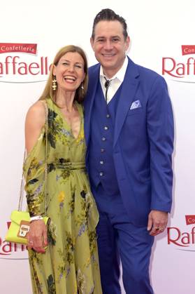 Sascha Vollmer with wife Jennifer Vollmer at Raffaello Summer Day 2023 at the Königliche Porzellan Manufaktur Berlin, 21 06 2023 Foto:xF.xKernx xFuturexImage