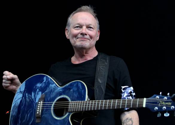 Cutting Crew singer Nick Van Eede performance at Parkbühne Wuhlheide on 24 06 2023 at Berliner Rundfunk Open Air in Berlin Copyright: xmix1x