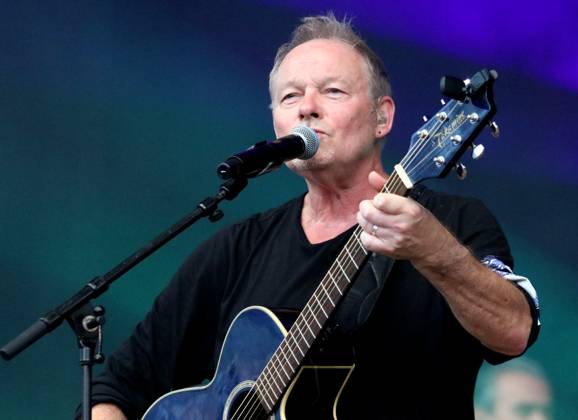 Cutting Crew singer Nick Van Eede performance at Parkbühne Wuhlheide on 24 06 2023 at Berliner Rundfunk Open Air in Berlin Copyright: xmix1x