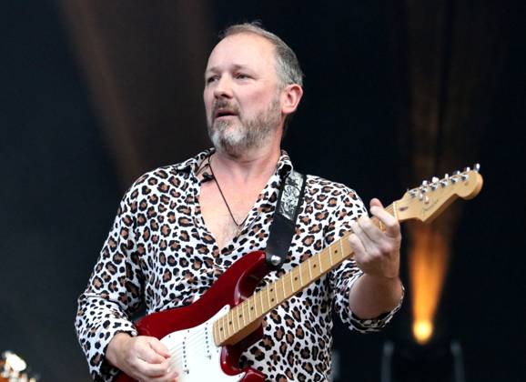 Cutting Crew guitarist Gareth Moulton performance at the Parkbühne Wuhlheide on 24 06 2023 at the Berliner Rundfunk Open Air in Berlin Copyright: xmix1x