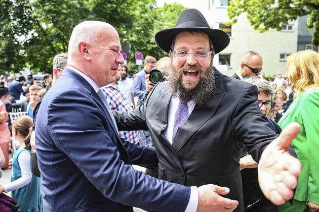 <p>Eröffnungsfeier Pears Jüdischer Campus (PJC) Mit Berlins Regierendem Bürgermeister Kai Wegner, dem israelischen Botschafter Ron Prosor, dem Präsidenten des Zentralrates der Juden und Kuratoriumsmitglied der Stiftung Jüdischer Campus, Josef Schuster., fotografiert am 25. Juni 2023 in Berlin. Deutschland Berlin Berlin Copyright: MaurizioxGambarini