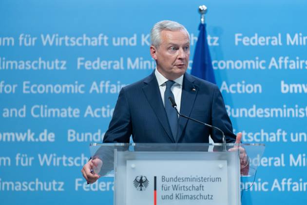 Press conference on critical raw materials, Bruno Le Maire Press conference by Robert Habeck, Federal Minister for the Economy and Climate Protection, Bruno Le Maire, Minister of Economy, Finance and Industrial and Digital Sovereignty France , and Adolfo Urso, Minister of Enterprise and Made in Italy Italy , 26.6 2023 Berlin Berlin GER