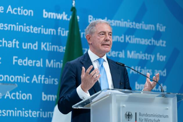 Press conference on critical raw materials, Adolfo Urso Press conference by Robert Habeck, Federal Minister for the Economy and Climate Protection, Bruno Le Maire, Minister of Economy, Finance and Industrial and Digital Sovereignty France , and Adolfo Urso, Minister of Enterprise and Made in Italy Italy , 26.6 2023 Berlin Berlin GER