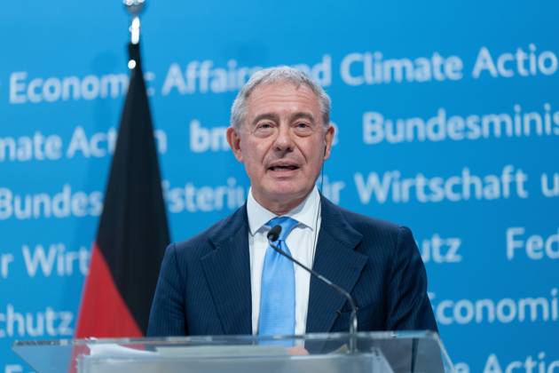 Press conference on critical raw materials, Adolfo Urso Press conference by Robert Habeck, Federal Minister for the Economy and Climate Protection, Bruno Le Maire, Minister of Economy, Finance and Industrial and Digital Sovereignty France , and Adolfo Urso, Minister of Enterprise and Made in Italy Italy , 26.6 2023 Berlin Berlin GER