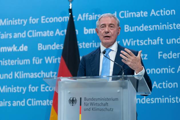 Press conference on critical raw materials, Adolfo Urso Press conference by Robert Habeck, Federal Minister for the Economy and Climate Protection, Bruno Le Maire, Minister of Economy, Finance and Industrial and Digital Sovereignty France , and Adolfo Urso, Minister of Enterprise and Made in Italy Italy , 26.6 2023 Berlin Berlin GER