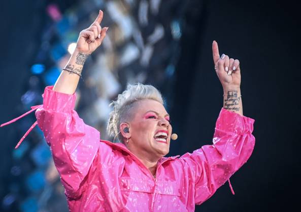 28 06 2023, xlakx, entertainment music,Pink Summer Carnival Tour emspor, v l On Wednesday night, rock singer Pink buergerlich Alecia Beth Moore plays the twelfth of 61 concerts on her current Summer Carnival Tour Berlin at Berlins Olympiastadion.