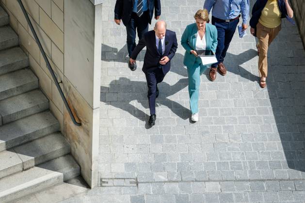 Federal Chancellor Olaf Scholz in the summer interview ARD Federal Chancellor Olaf Scholz together with presenter Tina Hassel on the way to the summer interview ARD opposite the Bundestag in Berlin , Berlin , 02 07 2023 Berlin Berlin Germany