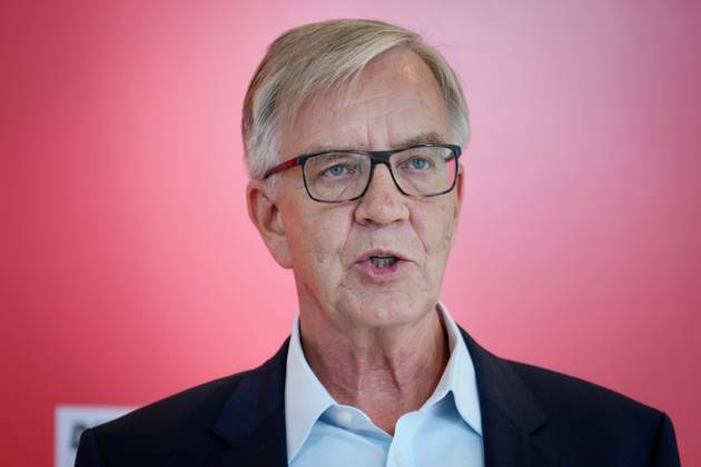 Statement Dietmar Bartsch before the parliamentary group meeting of the Bundestag Die Linke Aktuell, 04 07 2023, Berlin, Dietmar Bartsch in portrait at your statement in advance of the parliamentary group meeting Die Linke Bundestagsfraktion in the Reichstagsgebaeude Berlin Berlin Germany