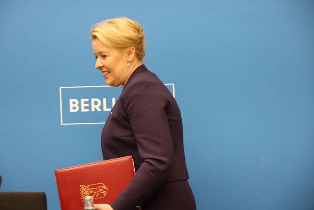 Senate Press Conference Berlin Giffey 04072023, Germany, Berlin, Senate, Senate Press Conference, with Economics Senator Franziska Giffey, Labor Minister Cansel Kizilteppe, both SPD and the new government spokeswoman Christine Richter Berlin Berlin Germany