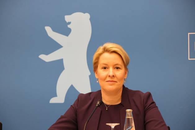 Senate Press Conference Berlin Giffey 04072023, Germany, Berlin, Senate, Senate Press Conference, with Economics Senator Franziska Giffey, Labor Minister Cansel Kizilteppe, both SPD and the new government spokeswoman Christine Richter Berlin Berlin Germany