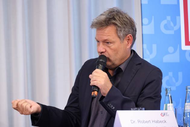 Vassiliiadis Neubauer and Habeck 04072023, Germany, Berlin, Rheinland Pfalz Landesvertretung, discussion event of the foundation of the trade union IGBCE, with Michael Vassiliadis IGBCE , Robert Habeck Minister für Wirtschaft, Mona Neubauer NRW Minister of Economics, here Minister of Economics Robert Habeck , Gruene, in front of a transformation sign Berlin Berlin Ger