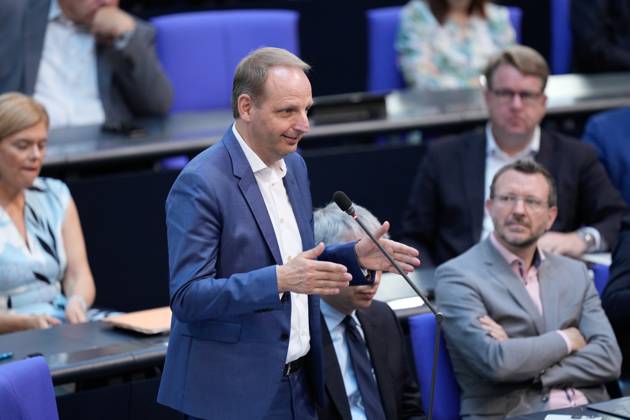 German Bundestag, 116 plenary session Thomas Heilmann CDU during an objection in the context of the speeches on the decision of the Federal Constitutional Court on the building energy law at the 116 session of the German Bundestag in Berlin, 07 07 2023 Berlin Berlin Germany