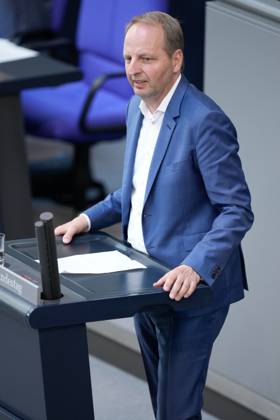 German Bundestag, 116 plenary session Thomas Heilmann CDU in portrait during his speech on the decision of the Federal Constitutional Court on the building energy law at the 116 session of the German Bundestag in Berlin, 07 07 2023 Berlin Berlin Germany