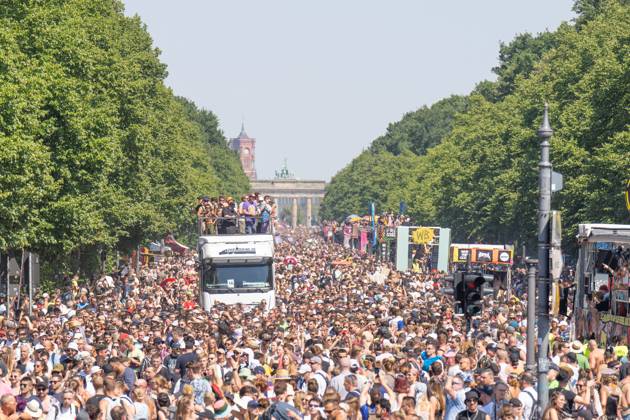 Rave The Planet Techno Parade moved through Berlin Rave The Planet Techno Parade moved on the street of 17 June to the Brandenburg Gate to the Victory Column in Berlin Mitte and back With Dr Motte and many techno DJs 8 7 2023 Berlin Berlin GER