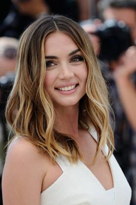 Cannes Hands of Stone Photocall 02 Ana De Armas attending the Hands of Stone Photocall at the Palais Des Festivals in Cannes, France on May 16, 2016, as part of the 69th Cannes Film Festival. Photo by Aurore Marechal ABACAPRESS.COM Cannes France  Copyright: xGenin-Hahn-Marechal ABACAx 547042_081 Genin-Hahn-Marechal ABACAx 547042_081
