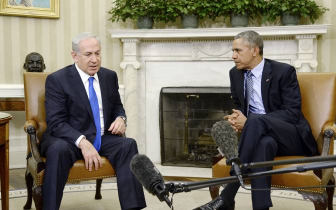 Barack Obama Meets With Israeli PM Benjamin Netanyahu - DC U.S President Barack Obama meets with Israeli Prime Minister Benjamin Netanyahu at the Oval Office of the White House in Washington, DC, USA, on November 9, 2015. This is President Obama and Israeli Prime Minister Netanyahu first meeting since relations deteriorated over a nuclear deal between world powers and Iran. Photo by Olivier Douliery ABACAPRESS.COM Washington DC United States  Copyright: xABACAx 523240_005 ABACAx 523240_005 