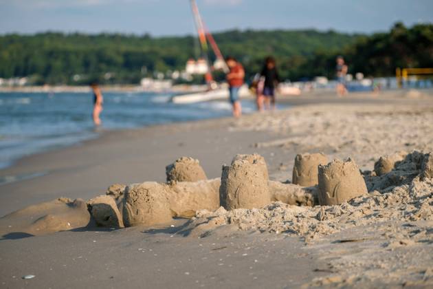 13 07 2023 View of the beach of Binz on the island of Rügen in Mecklenburg Western Pomerania In the foreground is a sand castle Binz is the largest seaside resort on the island of Rügen The municipality belongs to the district of Western Pomerania Rügen in Mecklenburg Western Pomerania The Baltic seaside