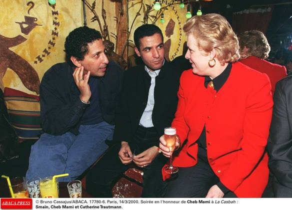 17780 06 Bruno Cassajus ABACA. 17780-6. Paris, 14 3 2000. SoirÅ½e en l honneur de Cheb Mami ËÜ La Casbah : Sma¢n, Cheb Mami et Catherine Trautmann.  Copyright: xCassajusxBruno ABACAx 17780_06 CassajusxBruno ABACAx 17780_06