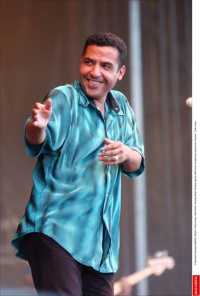 36253 05 Giancarlo Gorassini ABACA. 36253-5. Paris-France. 06 07 2002. Solidays Music Festival against AIDS at the Longchamp racecourse. Pictured : Cheb mami  Copyright: xGorassinixGiancarlo ABACAx 36253_05 GorassinixGiancarlo ABACAx 36253_05