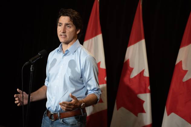 News Themen der Woche KW33 News Bilder des Tages August 20, 2023, Charlottetown, PE, CANADA: Prime Minister Justin Trudeau makes a statement about the wildfires in Western Canada in Charlottetown, Sunday, Aug. 20, 2023. He and the rest of his cabinet is in the city for a retreat beginning Monday. Charlottetown CANADA  - ZUMAc35_ 20230820_zaf_c35_038 Copyright: xBrianxMcinnisx