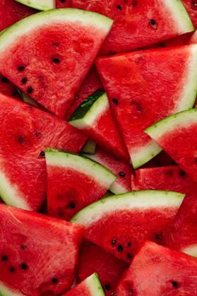 pattern of slices of ripe watermelon R_KUAL230824-1238254-01