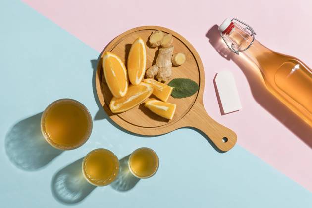 View of Range with delicious Kombucha Drink Copyright: imageBROKER/OleksandrxLatkun ibxole09568989.jpg