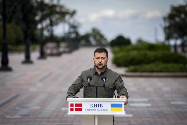 Ukrainian President Volodymyr Zelenskyj during a press conference with Denmarks Prime Minister Mette Frederiksen, not seen, in front of the presidential palace in Kyiv, Ukraine, Wednesday, September 6, 2023 , Kyiv Ukraine  Copyright: RitzauxScanpix IdaxMariexOdgaardx spdk20230906-185310-L