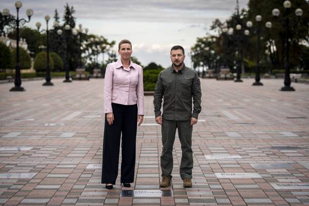 Ukrainian President Volodymyr Zelenskyj and Denmarks Prime Minister Mette Frederiksen during a press conference in front of the presidential palace in Kyiv, Ukraine, Wednesday, September 6, 2023 , Kyiv Ukraine  Copyright: RitzauxScanpix IdaxMariexOdgaardx spdk20230906-185526-L