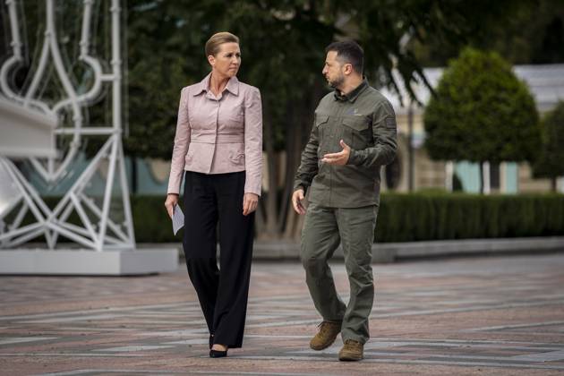 Ukrainian President Volodymyr Zelenskyj and Denmarks Prime Minister Mette Frederiksen during a press conference in front of the presidential palace in Kyiv, Ukraine, Wednesday, September 6, 2023 , Kyiv Ukraine  Copyright: RitzauxScanpix IdaxMariexOdgaardx spdk20230906-185259-L